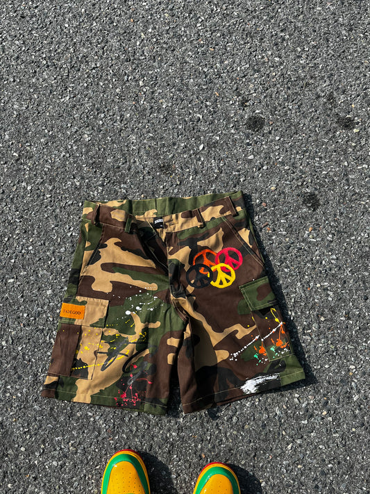 CAMO FADEGOD SHORTS