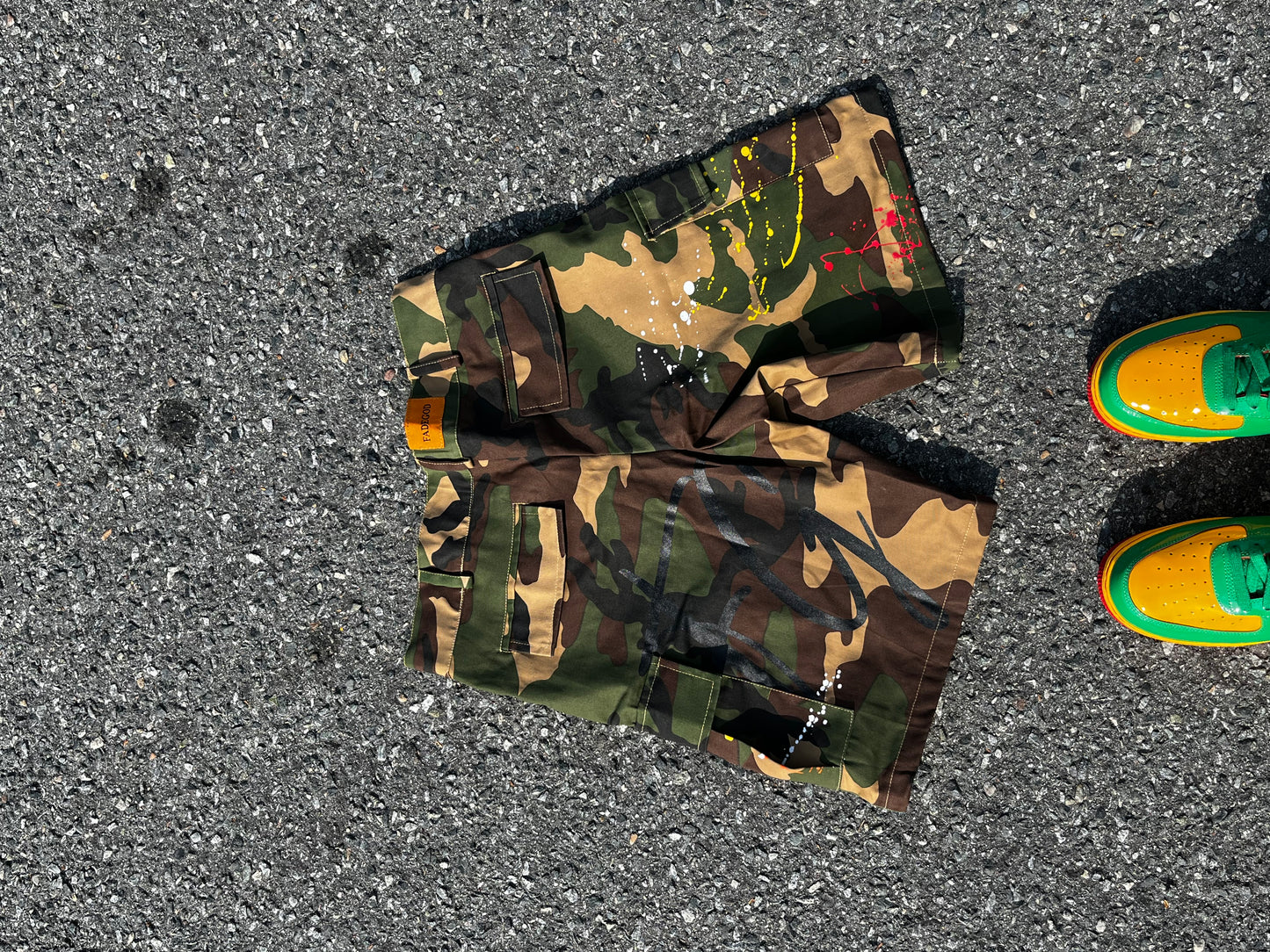 CAMO FADEGOD SHORTS